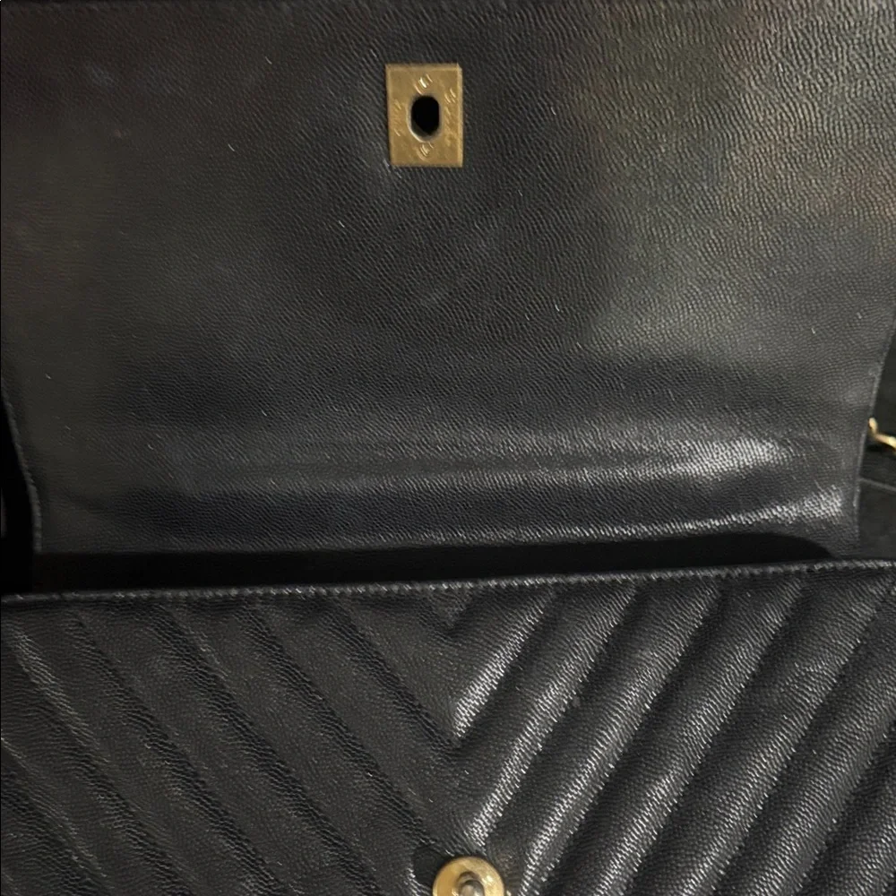Chanel Black it only has those little marks.